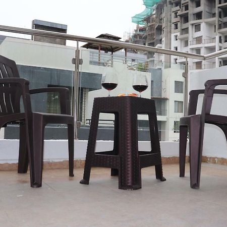 Emerald Vista Luxury Suites Pune Exterior photo